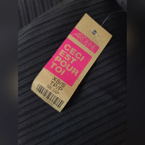 Nwt leggings - Picture 2 of 2